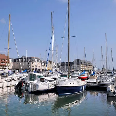 à 300m De La - Extérieur Commun Asnelles